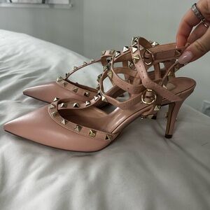 ROCKSTUD PUMPS WITH MATCHING STRAPS AND STUDS 65 MM
